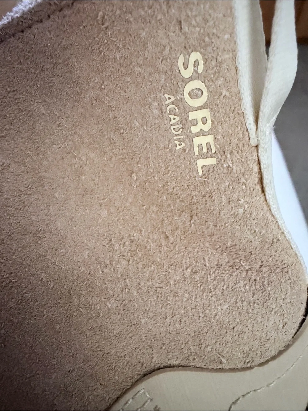 Sorel Women's Chelsea Boot in Tan with Chunky Sole